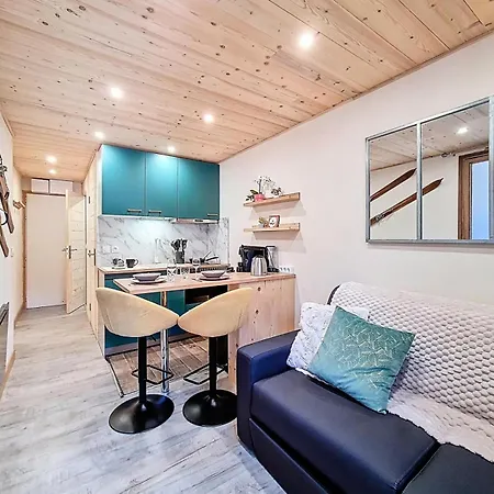 Lauziere - Agreable. Balcon Sud. Pied Des Pistes Mae-8703 *